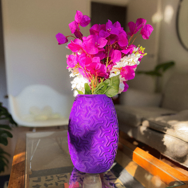 Tryfoil Flower Vase - Image 2