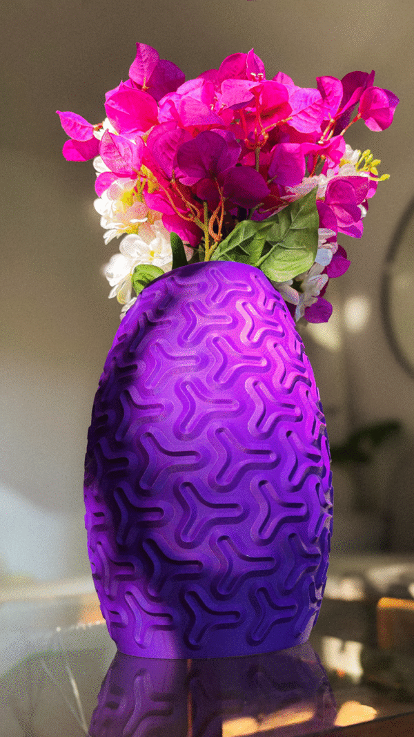 Tryfoil Flower Vase - Image 5